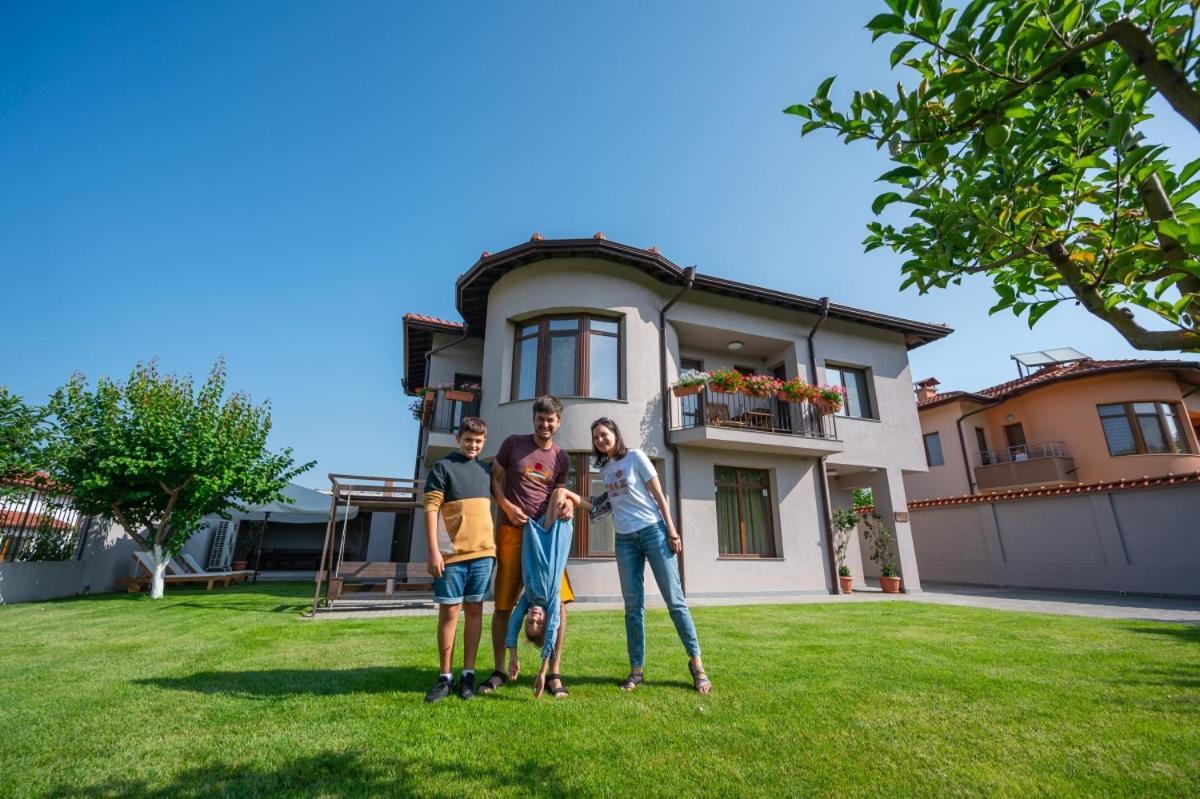 Katerina Guest House Kocherinovo エクステリア 写真