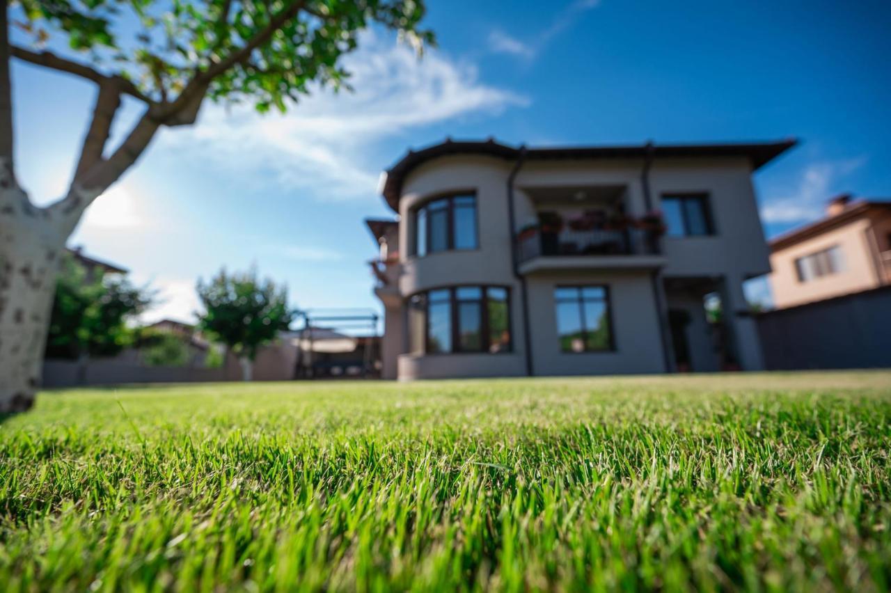 Katerina Guest House Kocherinovo エクステリア 写真