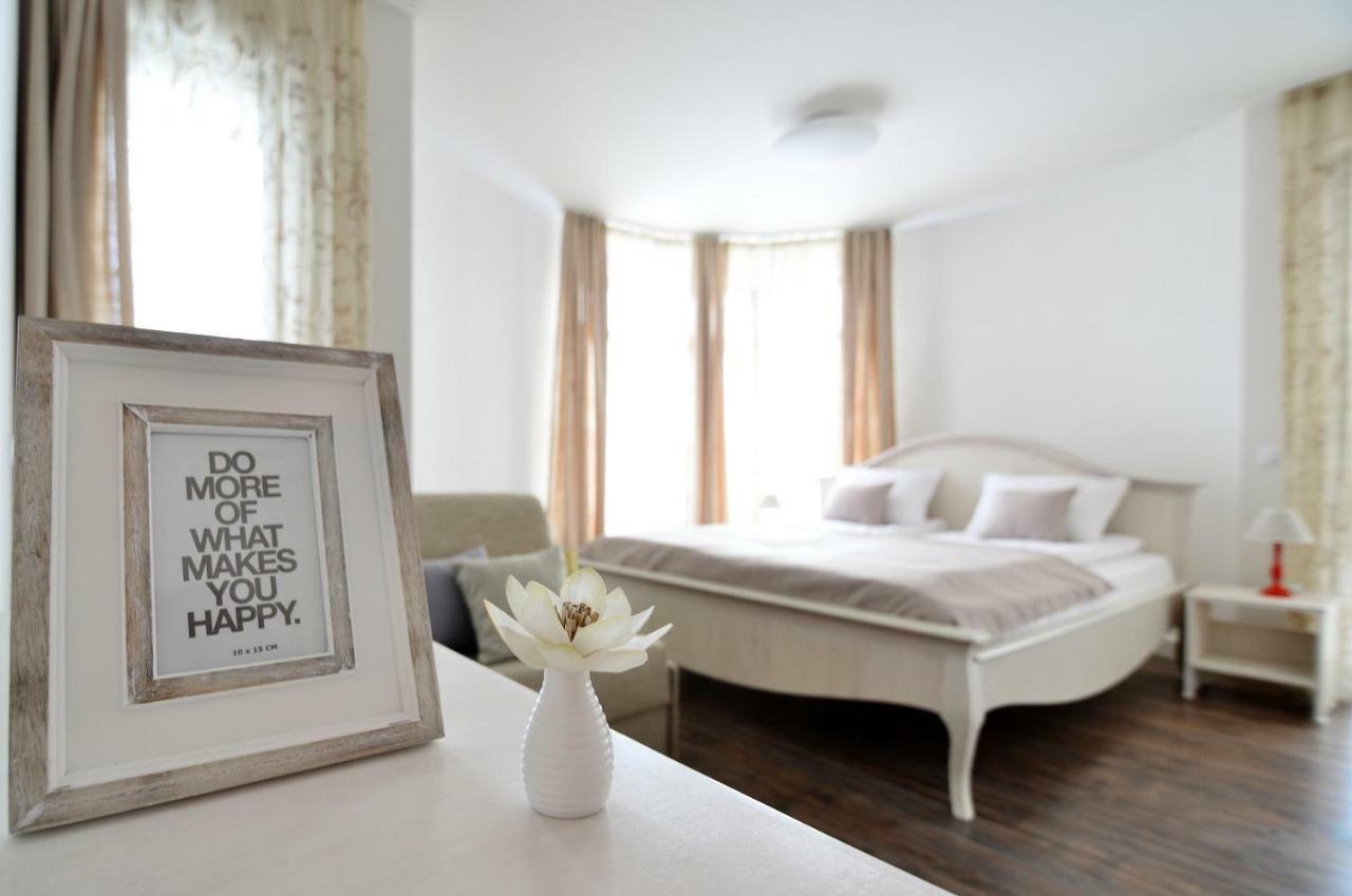 Katerina Guest House Kocherinovo エクステリア 写真